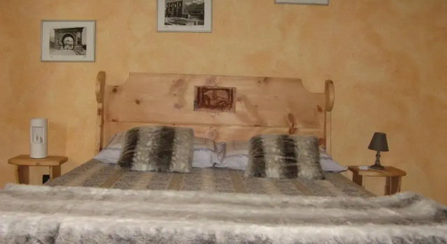 Maison Besenval, Забронировать Отель Аоста Пила, рядом с Aosta-Les Fleurs