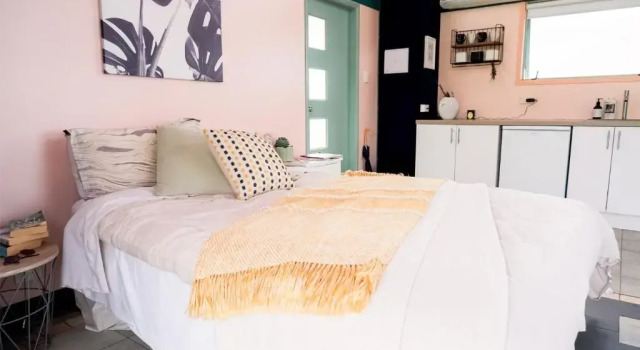 Студия Deluxe The Quarters Ocean-View Chalet (Adults Only)