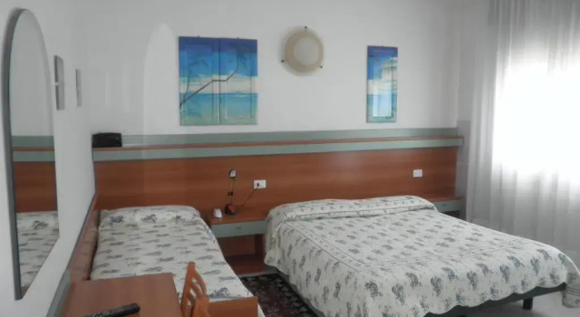 Standard Dreier Zimmer mit Meerblick Hotel Touring