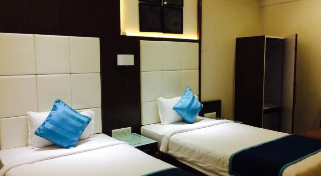 Hotel Royal Shelter