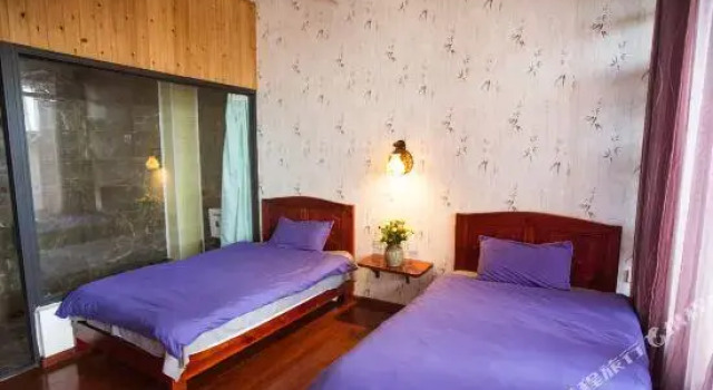 Xinyue Village Story Inn, Rezerwuj Hotel Dali Yunnan