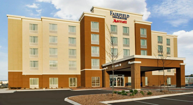 Fairfield Inn & Suites by Marriott Toronto Mississauga