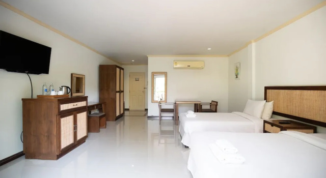 Номер Deluxe Thara Cholapruek Resort