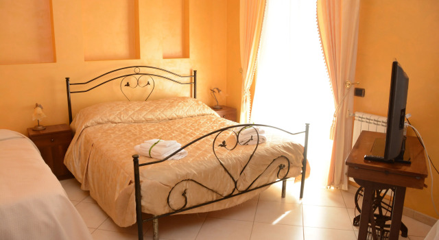 B&B Villa San Leonardo, Book Villa Hotels in Sicily with a Pool, Swimming Pool