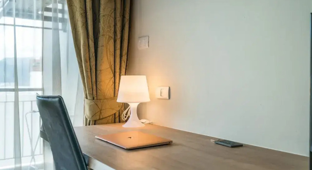 Люкс Classic Apartments at The Bliss Condo by Lofty