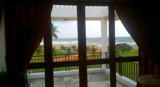 High Park Hotel, Varaa Hotelli Edulliset hotellit kohteessa Trincomalee District