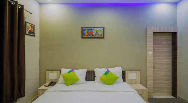 Hotel 98 Street, Забронировать Отель Отели штата Карнатаки 3 звезды, 3*