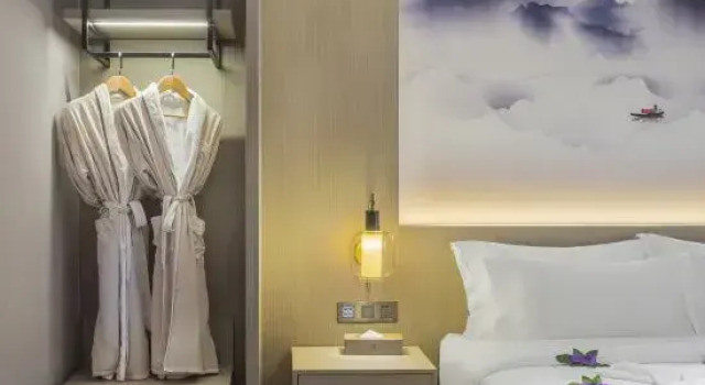 Люкс Executive Zhonglian Lizhi Hotel (Wenzhou Longwan JinhaiLake Branch)