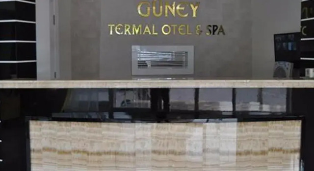 Güney Termal & Spa Hotel, Забронировать Курортный отель Отели Денизли с бассейном, Бассейн