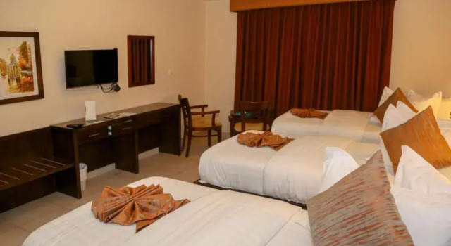Standard triple chambre Vue mer City Tower Hotel