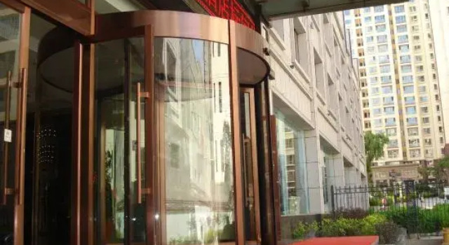 Dacheng Hotel, Book Hotel Chengguan 