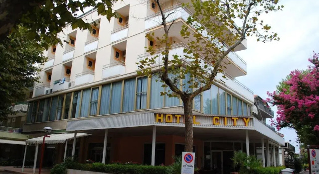 Hotel City