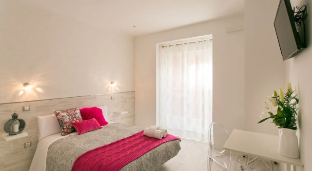 Двухместный номер Standard с балконом Hostal Met Madrid