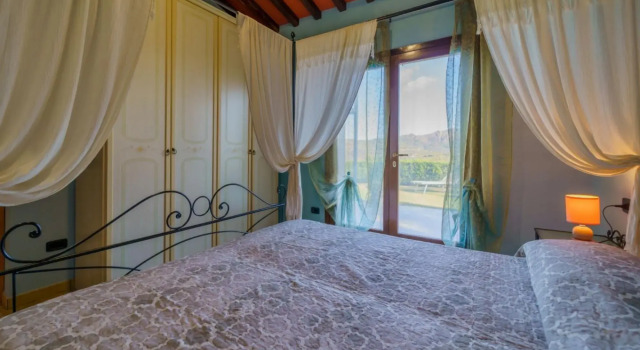 Villa Multicolor Sasso Centro e Natura, with reserved parking space on the beach-VILLETTA MULTICOLOR N° 1 - SASSO, Book Villa Capoliveri Elba