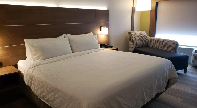 Двухместный номер Standard Holiday Inn Express & Suites Nashville North - Springfield by IHG