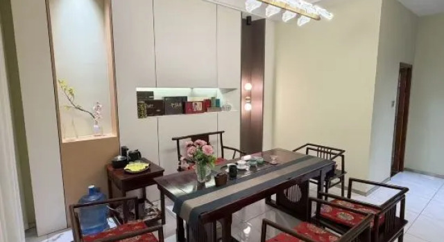 Ruili Secluded Homestay, Rezerwuj Hotel Dehong 