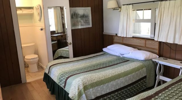 Двухместный номер Standard c 1 комнатой с частичным видом Chamber Lane Motel
