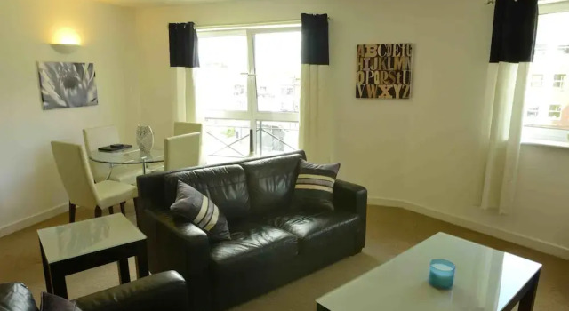 City Apartments Northampton Centro, Varaa Huoneisto Asunnot kohteessa Merseyside, Huoneisto