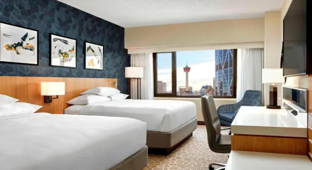 Четырёхместный номер Standard Delta Hotels by Marriott Calgary Downtown