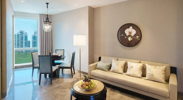 Трёхместный номер Premium InterContinental Haikou Seaview by IHG