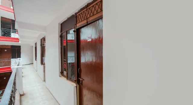 SPOT ON Hotel Harrys 1 Near Select Citywalk Mall, Забронировать Отель Отели Нью-Дели с завтраком, Завтраки