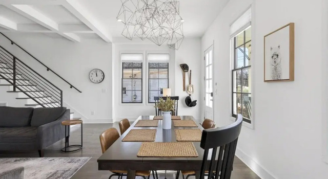 Коттедж Fowlkes Street by AvantStay Minutes from Historic Main Street Short Drive to Downtown Nashville