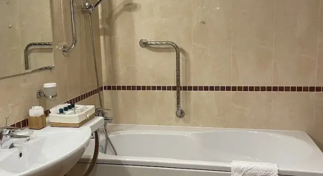 Двухместный номер Superior с балконом и с видом на горы Kempinski Hotel Grand Arena Bansko