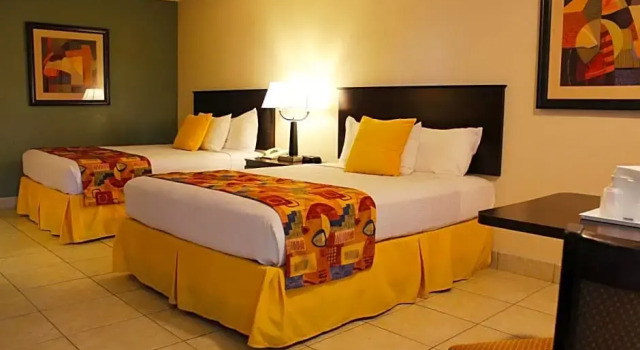 Четырёхместный номер Premium Champions World Resort