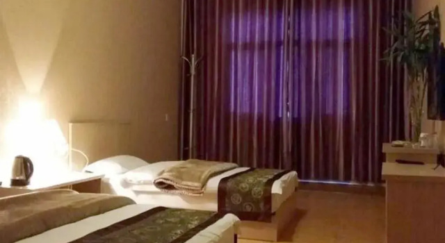 Baoli Hotel Kunming Changshui Airport, Rezerwuj Hotel Hotele w Kunming z parkingiem, Parking