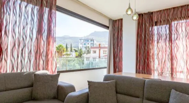 City Centre Apartment Templos by HolidayKeys, Reserva ahora Apartamento Hoteles en Norte de Chipre con aparcamiento, Aparcamiento