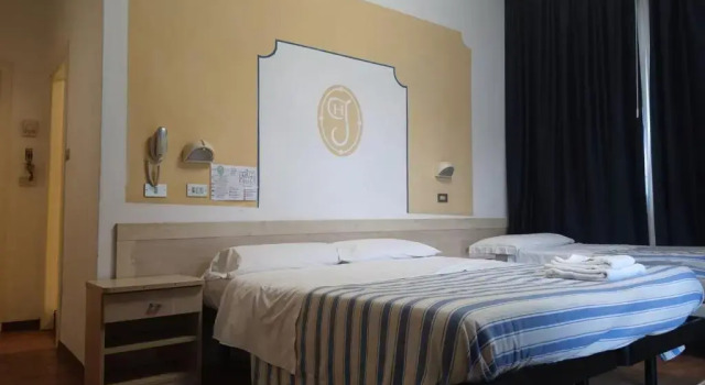 Двухместный номер Standard с балконом Hotel Jolie