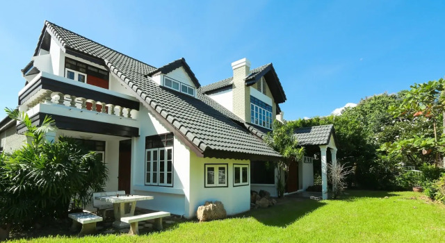 Вилла с 4 комнатами Villa de nimman