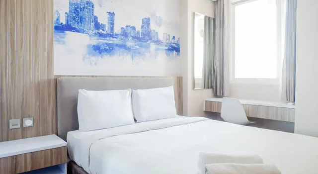 Strategic 2Br Apartment Connected to Marvell City Mall at The Linden