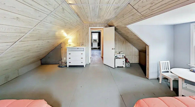 120 Boreen Rd Home 4 Bedrooms 1 Bathroom Home, Забронировать Дом для отпуска Истхем Полуостров Кейп-Код