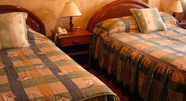 Hostal Versalles, Réserver Auberge de jeunesse Auberges de jeunesse à Cochabamba, près de Colon Square, Auberge de jeunesse