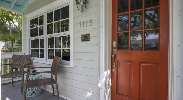Paradise Palms by Avantstay Great Location w/ Outdoor Dining, BBQ Close to Higgs Beach Month Long Stays