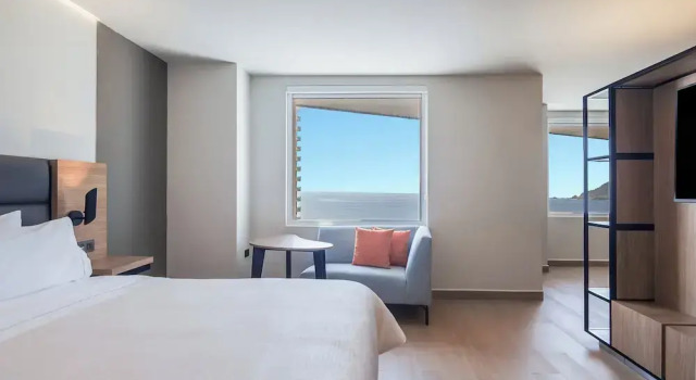 Полулюкс Fiesta Inn Mazatlán
