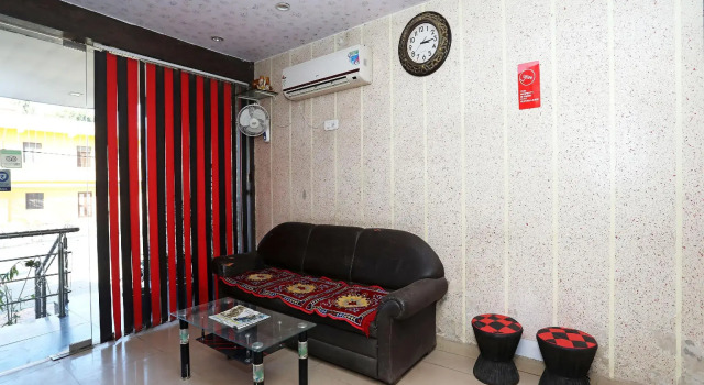 OYO 10413 Hotel Royal Plaza, Забронировать Отель Отели штата Раджастхана 3 звезды, 3*