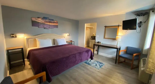 Aircrest Motel