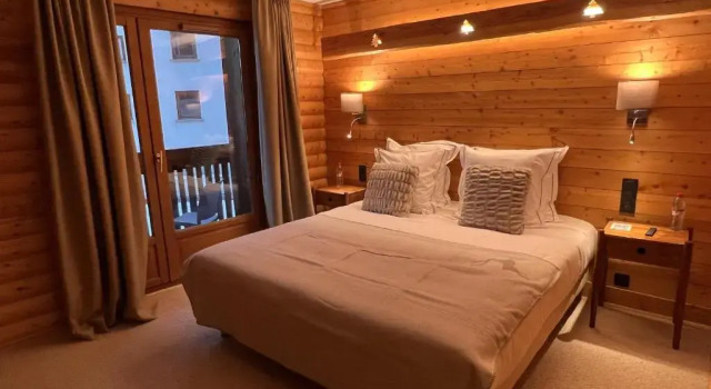 Семейный номер Standard Everest Hotel