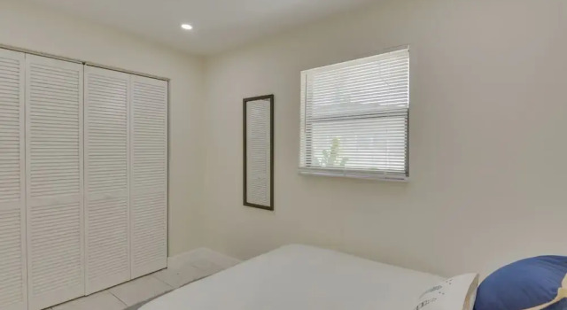 Nifty Miami Apartment ~ 5 Mi to Downtown!