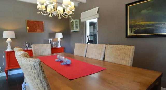 Modern Chalet with Wellness Facilities, Rezervovat Chata Hotely v Lutych s parkováním, Parkování