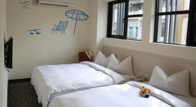Номер Deluxe Century Hotel