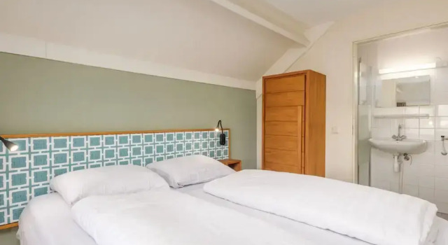 Bungalow in Veluwe Nature Park Retreat, Rezerwuj Hotel Hotele w Veluwe z parkingiem, Parking