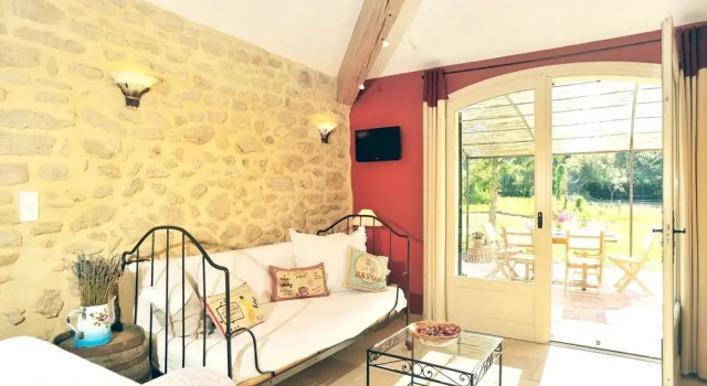 House With 3 Bedrooms in Grans, With Pool Access, Furnished Garden and, Забронировать Дом для отпуска Гран Étang de Berre