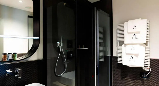 Номер Deluxe Amadomus Luxury Suites