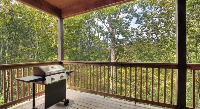 ZAD Luxury Cabin Indoor/outdoor Pools Hot Tub Theater Game Room, Забронировать Отель Севьервилл Great Smoky Mountains National Park