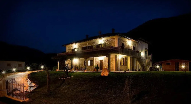 Il Poggio Dei Pettirossi, Book Hotel Pettorano sul Gizio Majella