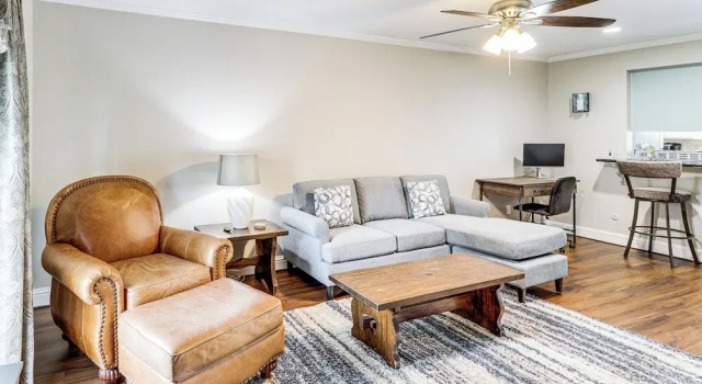 Pool Access: Energy Corridor Townhome in Houston!, Boek Appartement Energy Corridor Houston