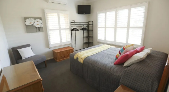 Коттедж Luxury Country Apartments